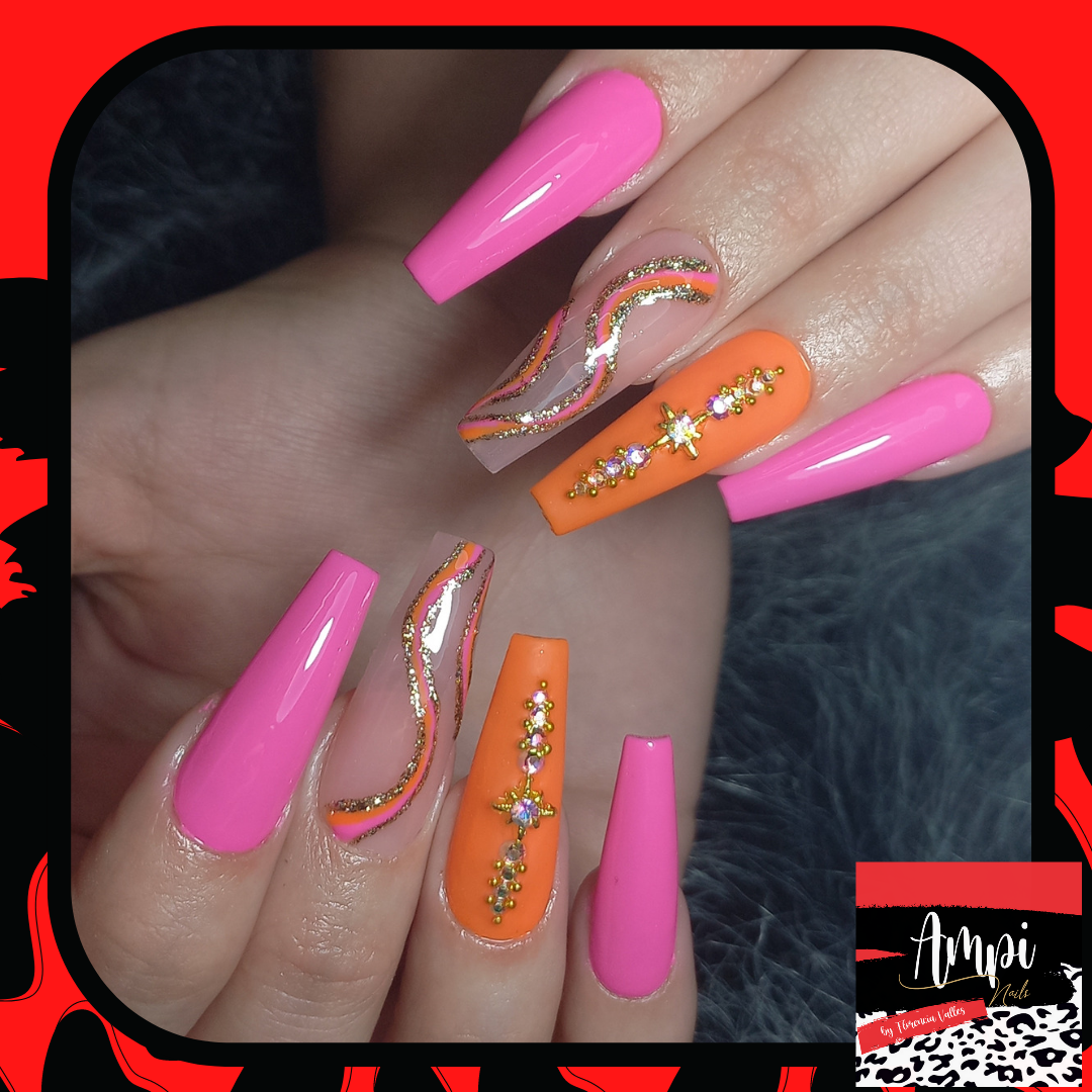 Diseño de uñas Ampi Studio